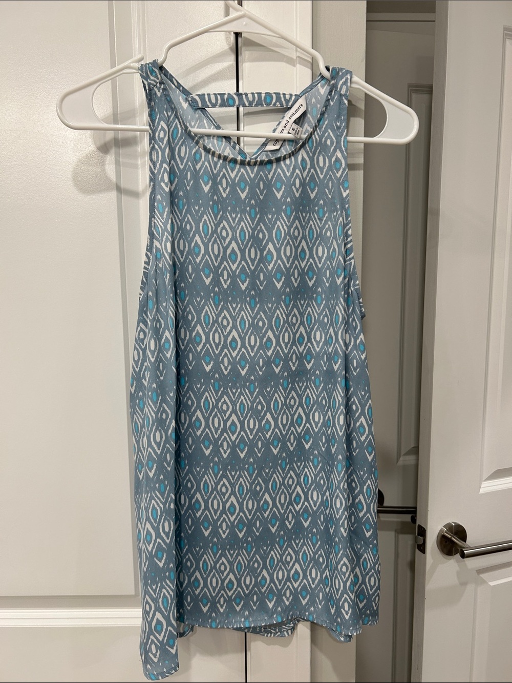 Blue and White Geometric Sleeveless Tank Top